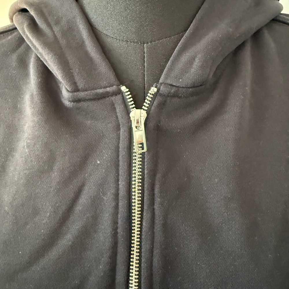 2/$30 👚 Fashion Nova - Cropped Black Hooded Bomber Jacket - size medium - Picture 2 of 8